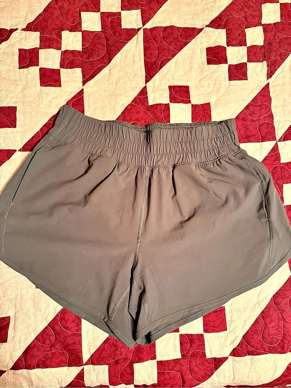 Member's Mark Active Short Athletic Shorts Dark olive Size Medium Like New